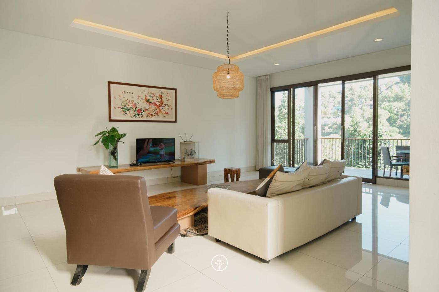 Narwastu Hill View Villa 6 Bedrooms With A Private Swimming Pool Бандунг Экстерьер фото